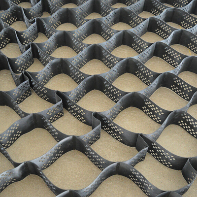 Geocell HDPE พลาสติกสำหรับการก่อสร้างถนน Geocell Ground Grid Geocell