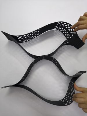 ผิวเรียบ Geo Cell Grid สอดคล้องกับมาตรฐาน ASTM HDPE Geocell ให้บริการแก้ไขความมั่นคงและการระบายน้ําในดิน