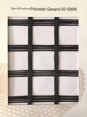 ตาข่ายไฟเบอร์กลาส Geogrid ตาข่ายสีดำสำหรับผิวทางซีเมนต์
