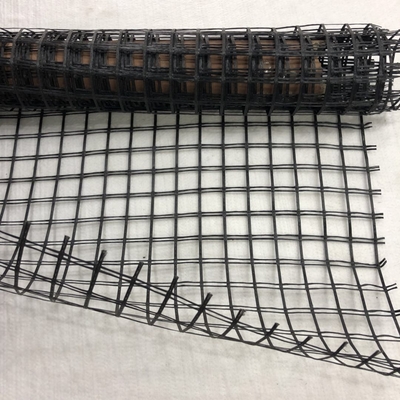 Geogrid ไฟเบอร์กลาสตาข่ายสีดำสำหรับการรักษาเสถียรภาพพื้นทางเท้า