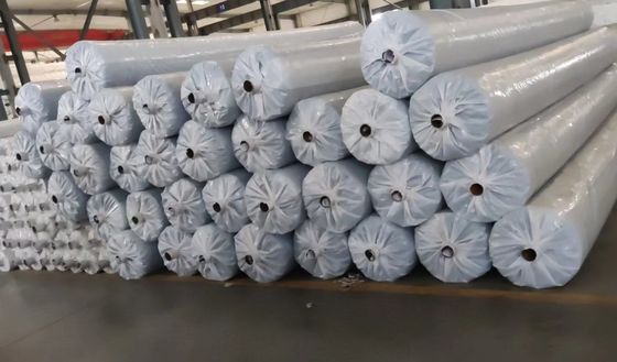 ผ้า geotextile ทอ กว้าง 5.2 เมตร ยืดตัวได้ 10 เปอร์เซ็นต์ และมีขนาดช่องเปิด 0.05 ถึง 0.2 มม. เหมาะสำหรับโครงการวิศวกรรมโยธาที่ต้องการเสริมความแข็งแรงของดิน