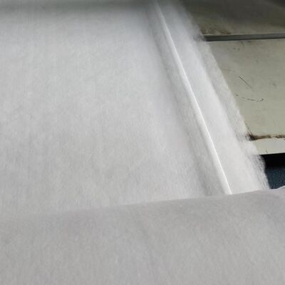 สายใยสั้นเข็มกระแทกผ้า Geotextile ไม่เนื้อผ้าสําหรับการกรองทราย การเสริมกระบวนการถนน