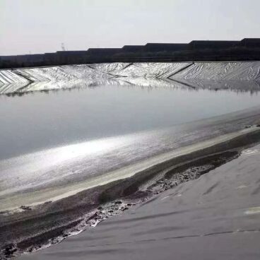 ผนังผนังพื้นดิน HDPE ทนทาน ผนังบ่อสระฟาร์มการเกษตร ผนังบ่อสระฟาร์มการเกษตรเพื่อการพัฒนาปลาปลาที่ปลอดภัย