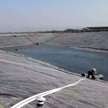 ผนังผนัง HDPE ที่ปลอดภัยสําหรับปลา สําหรับบ่อประปาทางการเกษตรในสระ