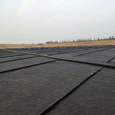 แผ่น Geomembrane HDPE แบบกันน้ำสำหรับอุตสาหกรรมเคมีและน้ำเสียลากูน
