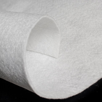 โพลีเอสเตอร์รีไซเคิล 12 ออนซ์ไม่ทอ Geotextile 100-800 G/M2
