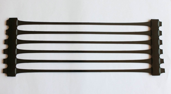 PP PE การเสริมแรงทางเดียว HDPE Uniaxial Geogrid Roadbed