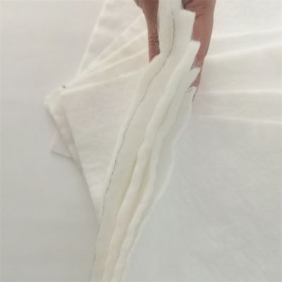 ทนต่อการกัดกร่อน 10 ออนซ์ไม่ทอผ้า Geotextile ม้วนปู Geotextile ผ้าระบายน้ำไม่ทอ
