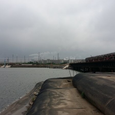 120/120KN Strengh Dewatering Geotextile หลอด Anti UV PP Dewatering Filter Bag