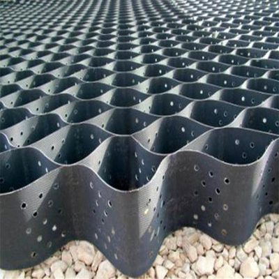 Geocell HDPE พลาสติกสำหรับการก่อสร้างถนน Geocell Ground Grid Geocell